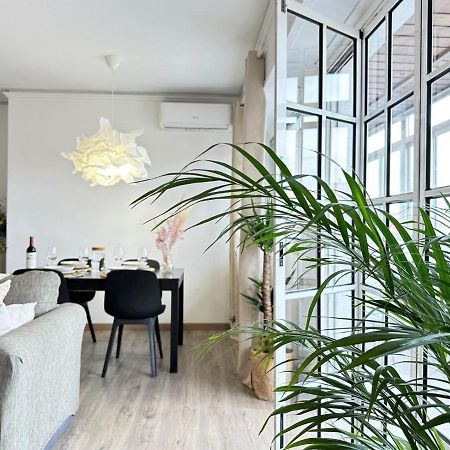 Your Sunny & Spacious Portview Home バレンシア エクステリア 写真